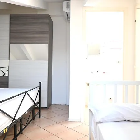 F013 - Fano, Bilocale Con Grande Terrazza Vista Mare *